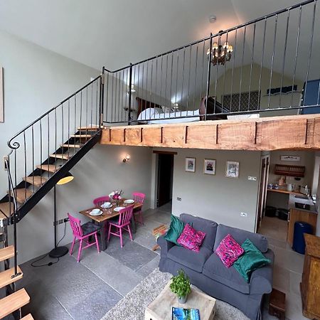 브리지워터 The Hayloft At Stathe Farm 빌라 외부 사진